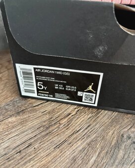 Tenisky Air Jordan 1 Mid - 8