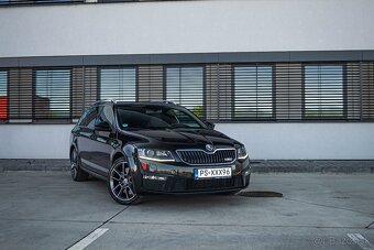 Škoda Octavia Combi 2.0 TDI DPF RS DSG - 8