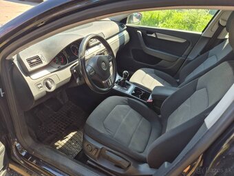 Volkswagen Passat Variant 2.0 TDI BMT Comfortline - 8