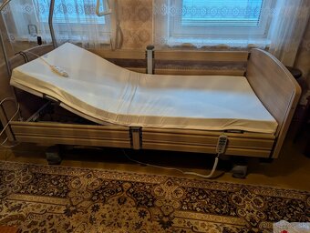 Polohovatelna postel - 8