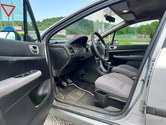 Peugeot 307 1.6 XT - 8