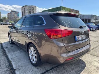 Kia Cee´d SW 1.6 CRDi VGT Gold - 8