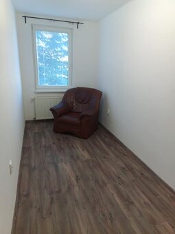 Na prenájom: 3-izbový zariadený byt so záhradou a altánkom - 8