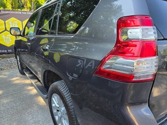 Toyota Land Cruiser 2.8 D-4D Executive A/T - 8