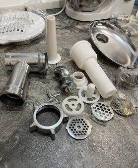 Sencor Kitchen champion STM 6350WH 1000w kuchynský robot - 8