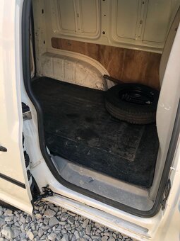Volkswagen Caddy - 8