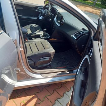 Kia ceed SW 1,5 T-Gdi 118kw, záruka, tažné, po servisu, DPH - 8