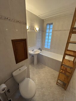 3-izbový byt s balkónom na Chrenovej I., ul. Ľ.Okánika - 8