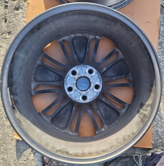 alu kolesá  SUZUKI   R19 - 8