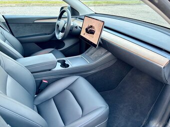 Tesla Model Y LR 2022 zimné+letné SOH 94% - 8