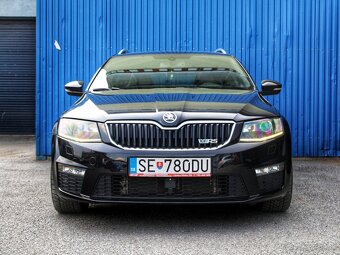 Škoda Octavia Combi 2.0 TDI RS DSG - 8