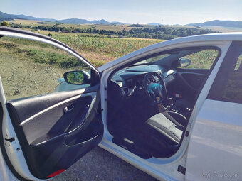 Hyundai i30 1.4i - 8