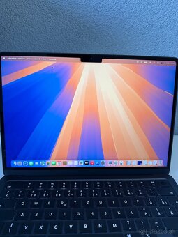 MacBook Air M3 16/512 Midnight - 8