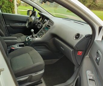 Peugeot 5008 2.0HDi 110Kw M6 R.V.05/2012 MPV M6 PlayStation - 8