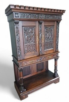 Starožitný nabytok - 8