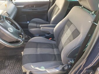 Predám VW Sharan 2.0TDI, 103kW, r.v:2008 - 8