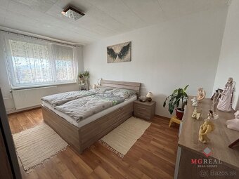 4 izbový byt  s balkónom garážou a záhradkou Urmince/ VYPLAT - 8