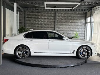 BMW Rad 7 730d xDrive A/T - 8