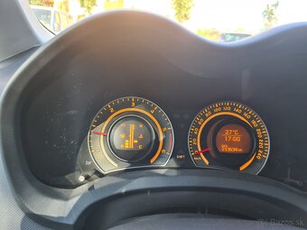 Toyota Auris 1.4D diesel - 8