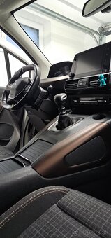 Peugeot Rifter GT 1.2 - 8