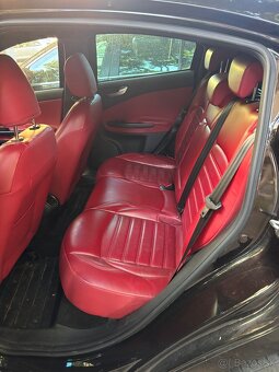 Alfa Romeo Giuletta 1.4 / 125kw - 8