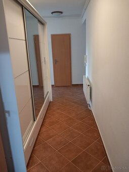 Prenájom 4-izbový byt, Miloslavov, časť Alžbetin dvor, Lesná - 8