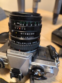 Analógové fotoaparáty a objektiv - 8