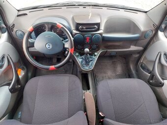 Predam Fiat doblo 1.9jtd 74kw ťažné 5miestne klima rv2002 - 8