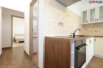 Zrekonštruovaný, zariadený 2-izbový byt na Sládkovičovej uli - 8