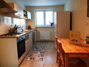  Na prenájom moderný zariadený 2 izbový byt po kompletnej  - 8