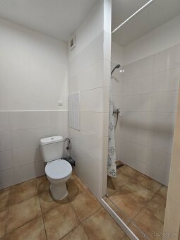 Prenájom 1 izbového bytu Západ Poprad - 8