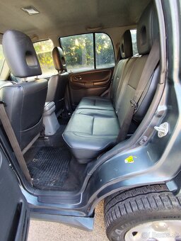 Suzuki grand vitara 4x4. 2.0tdi 80kw 2004 - 8