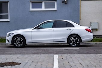 Mercedes-Benz C trieda Sedan 220 d 4MATIC A/T - 8