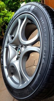 alu R17 4x98, orig. Alfa Romeo MITO, pneu 215/45 - 8