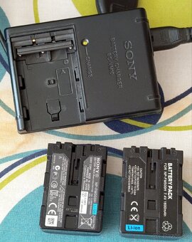 Predám Sony SLT‑A77V (telo + základný objektív) – ako nové - 8