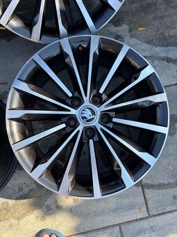 ✅ 5x112 r18 Sirius Kodiaq original - 8