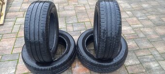 Pneu.185/60 R15 - 8