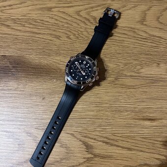 Omega Seamaster Diver 300 - 8