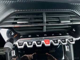 Peugeot e-208 GT 2021 DPH - 8