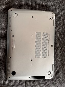 HP Pavilion x360 - 8