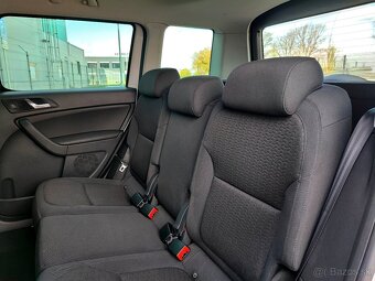 ŠKODA YETI 4X4 2.0 TDI 81KW, ELEGANCE, VYHŘÍVANÉ SKLO, XENON - 8