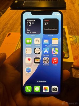 Predam Iphone XS 64 gb gold - 8
