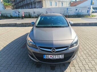 Predám Opel Astra 1.6 CDTI 100kw sedan - 8