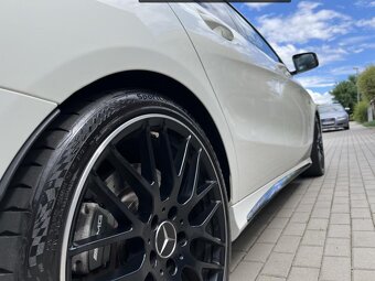 Mercedes Benz CLA Shooting brake 45 AMG - 8