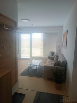Na prenájom 2-izbový byt s parkovacím státím v Dúbravke - 8