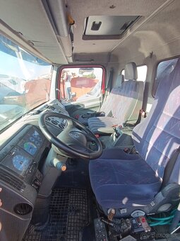 Mercedes Atego 1523 hakovy kontajner s hydraulickou rukou - 8