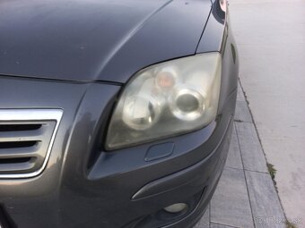 Predam Toyota Avensis combi 2.2 D4D - 8