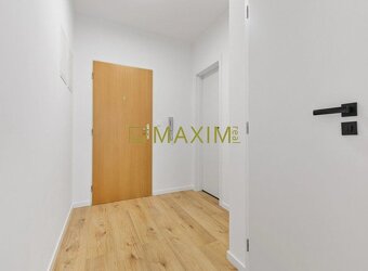 Ponúkame na predaj 2- izbový byt na Kresánkovej ulici - 8