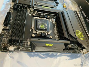 Základní deska MSI MAG X870 TOMAHAWK WIFI - 8