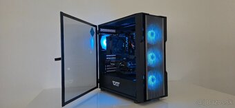 Ryzen 5 7600X, DDR5 16GB Ram, NVME 1TB, RX 6700XT 12GB - 8